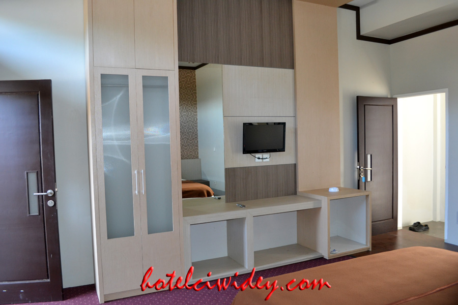 HOTEL CIWIDEY MS HOTEL TV